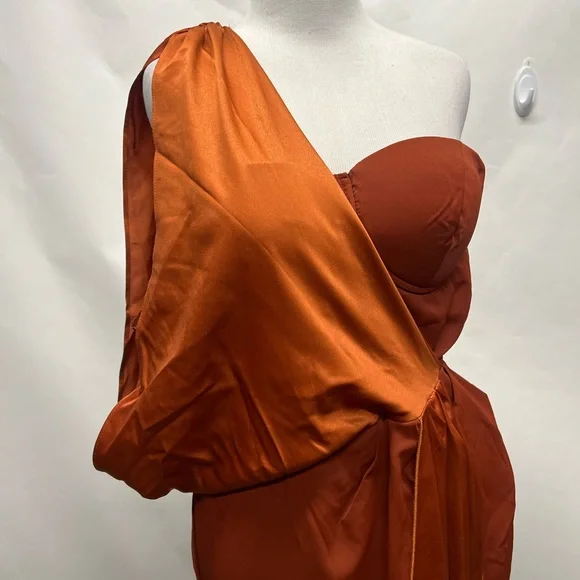 Boohoo Occasion One Shoulder Drape Maxi Dress - Picture 8 of 9